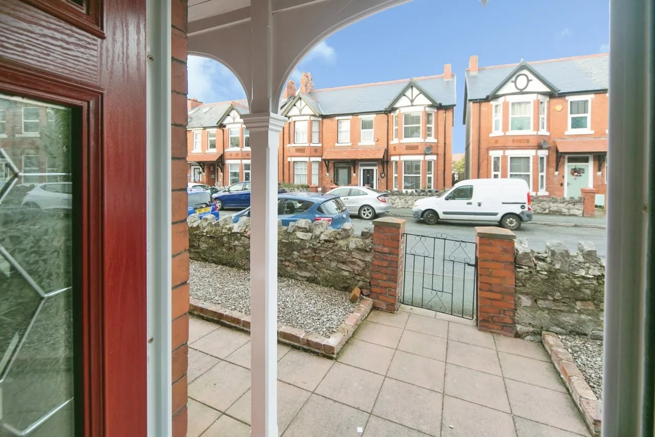 Cadwgan Road, Old Colwyn, LL29, photo 22