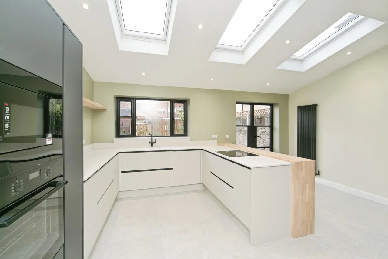 Cadwgan Road, Old Colwyn, LL29, photo 9