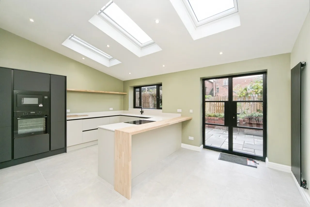 Cadwgan Road, Old Colwyn, LL29, photo 8