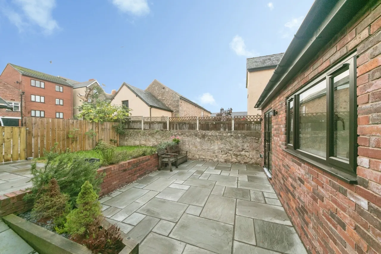 Cadwgan Road, Old Colwyn, LL29, photo 24