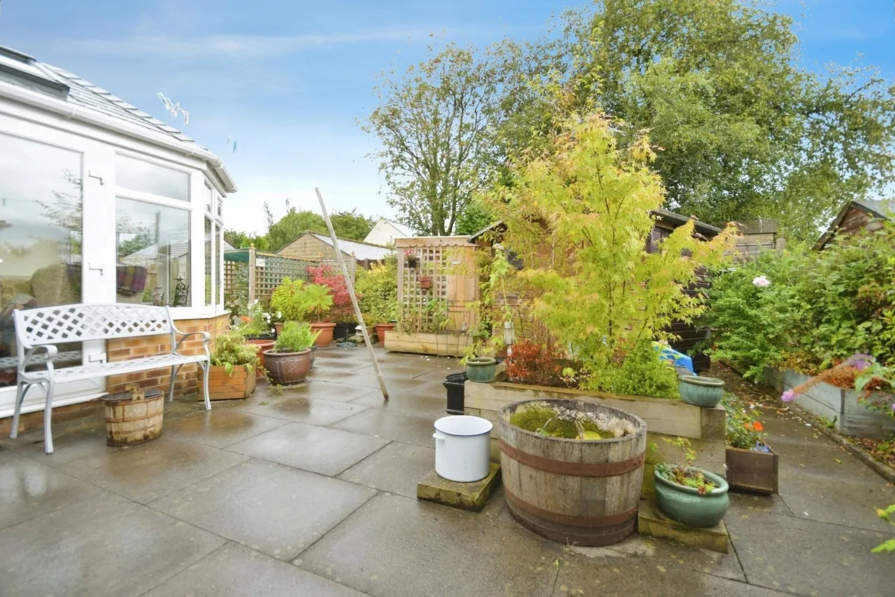 Beaumont Drive, BUXTON, Derbyshire, SK17, photo 14