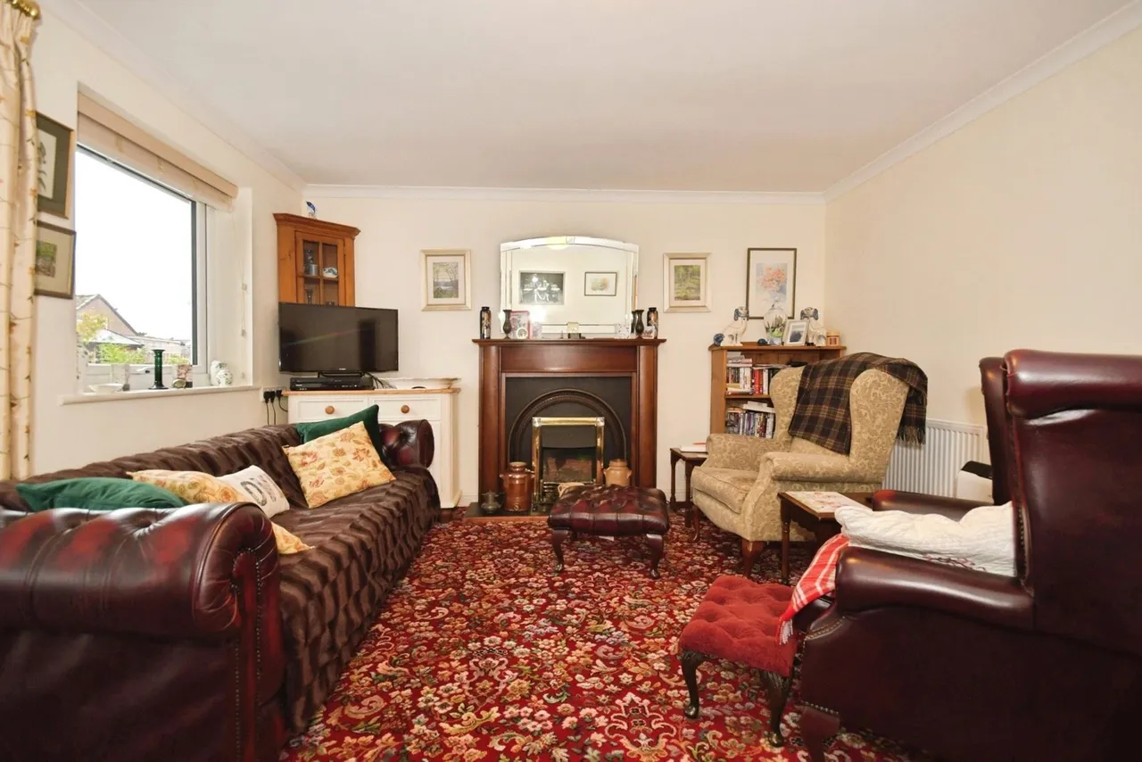 Beaumont Drive, BUXTON, Derbyshire, SK17, photo 6