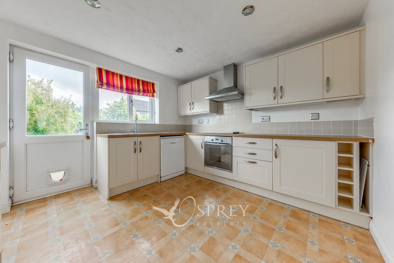 Creed Road, Oundle, PE8, photo 2