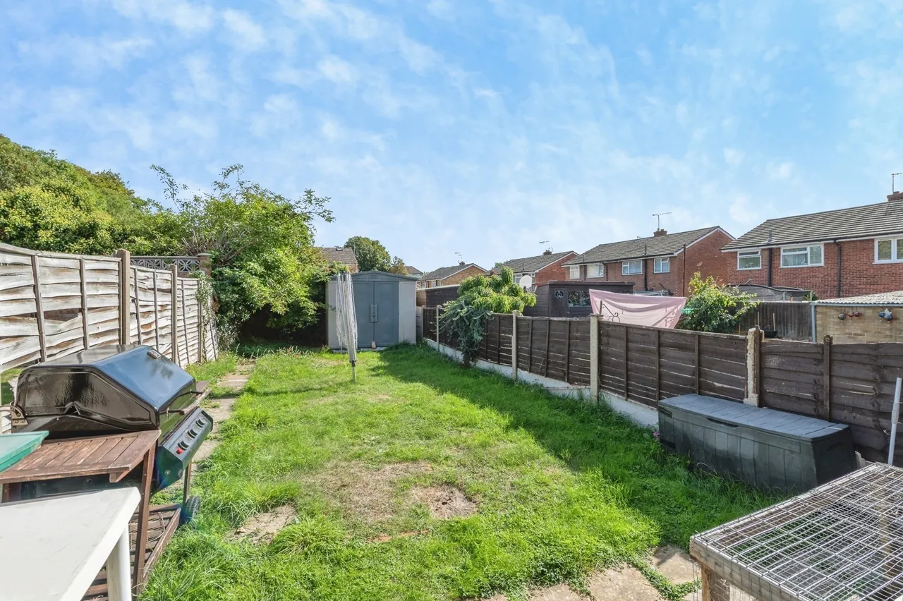Toft Avenue, Grays, RM17, photo 15