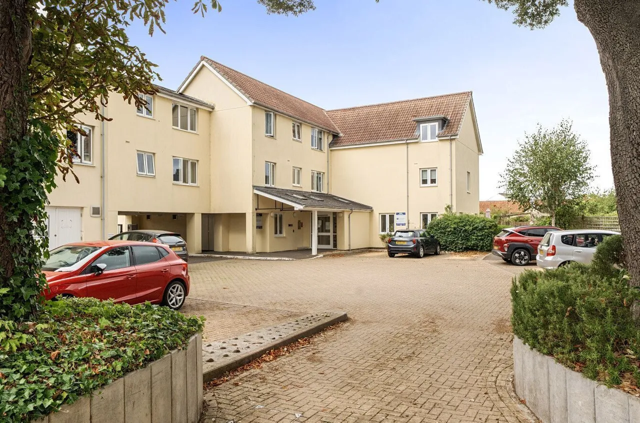Somerton Road, Street, BA16, photo 20
