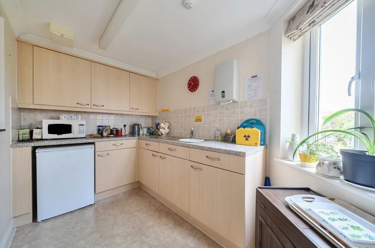 Somerton Road, Street, BA16, photo 13