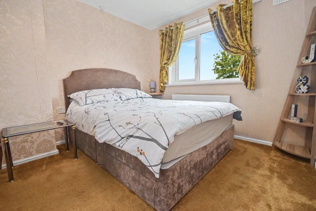 Warmfield View, Wakefield, WF1, photo 10