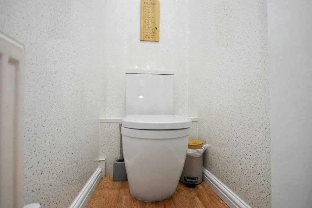 Warmfield View, Wakefield, WF1, photo 16