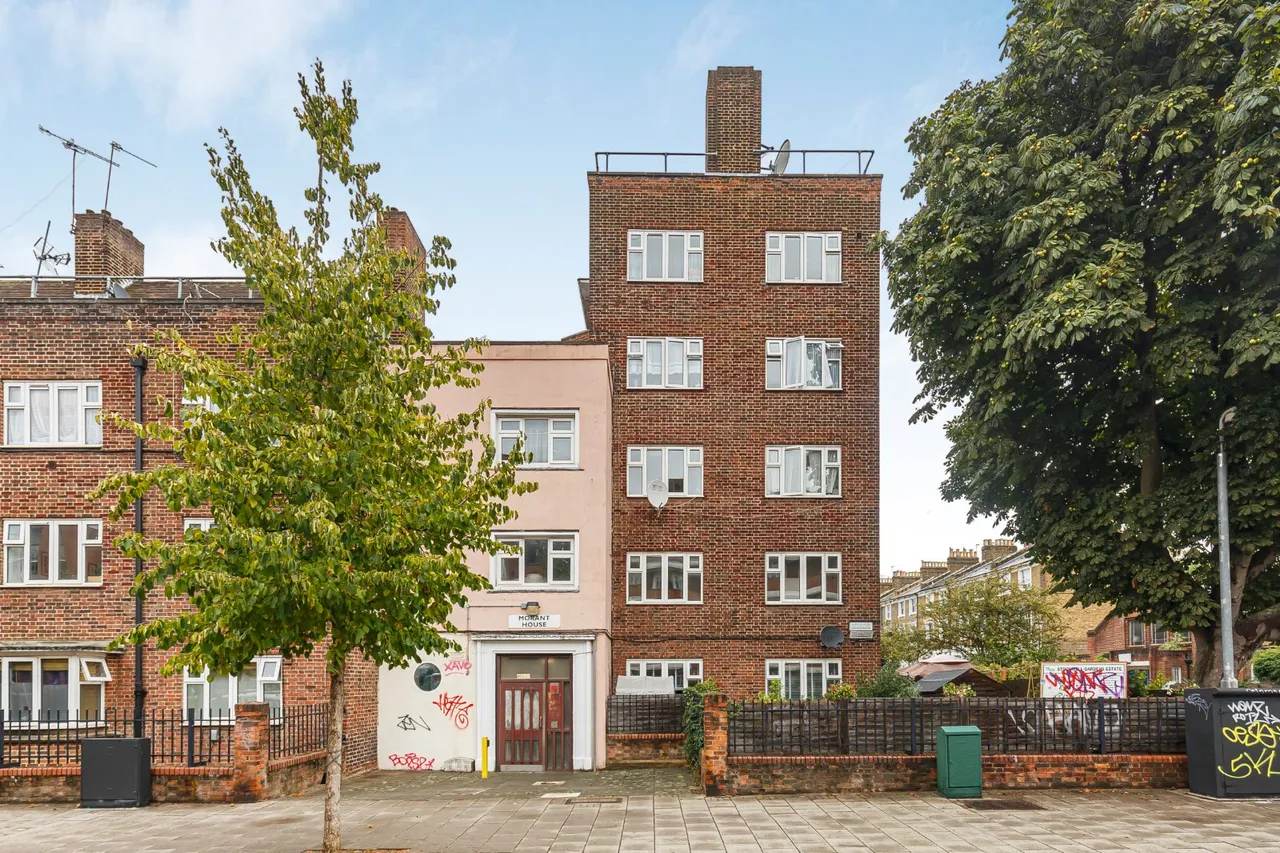 Stockwell Gardens Estate, Stockwell, SW9, photo 13