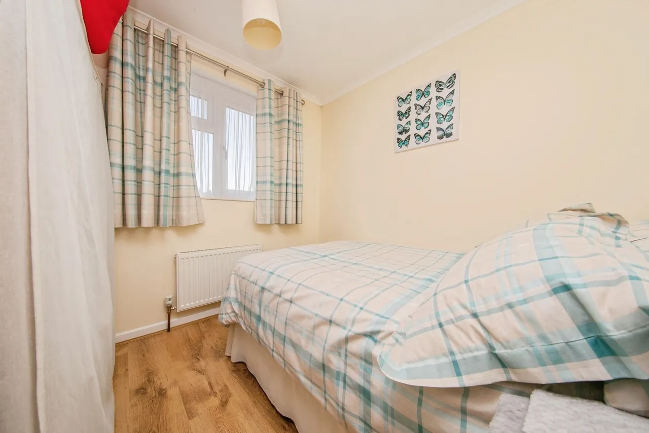 Holcombe Crescent, Ipswich, Suffolk, IP2, photo 11