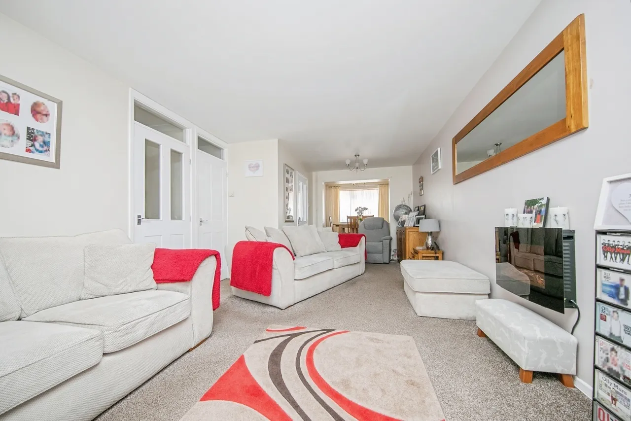 Holcombe Crescent, Ipswich, Suffolk, IP2, photo 4