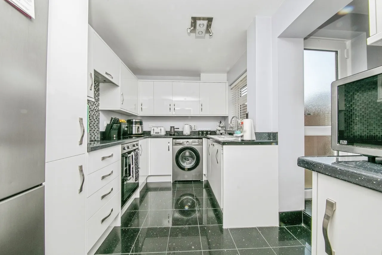 Holcombe Crescent, Ipswich, Suffolk, IP2, photo 7