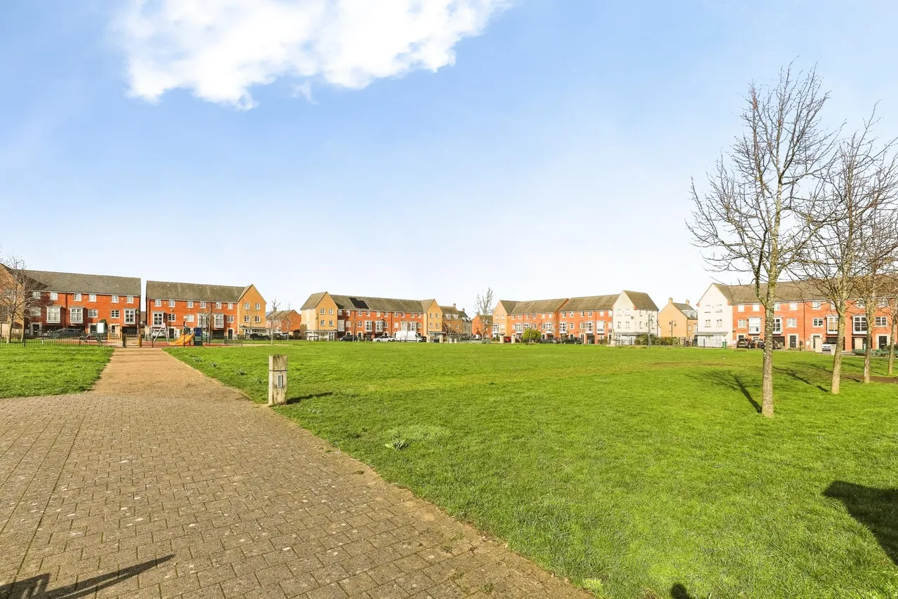 Molyneux Square, Peterborough, PE7, photo 18