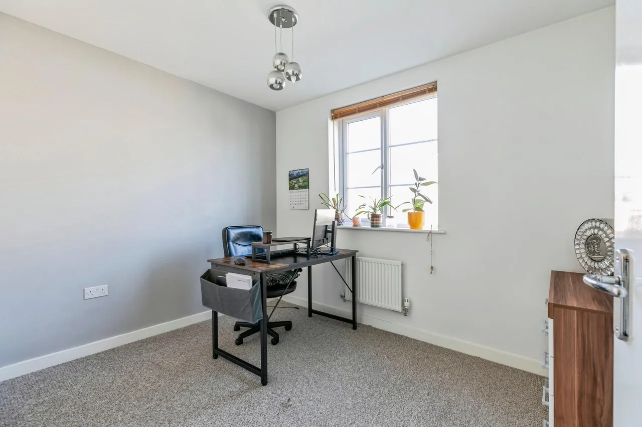 Molyneux Square, Peterborough, PE7, photo 12