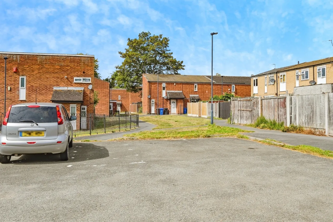 Montrose Close, Sinfin, DE24, photo 12