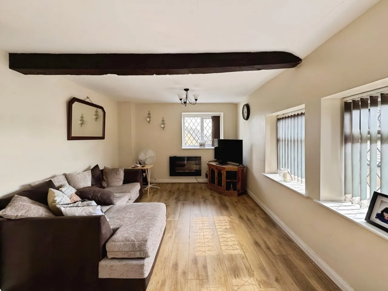 Hare Park Lane, Hightown, WF15, photo 12
