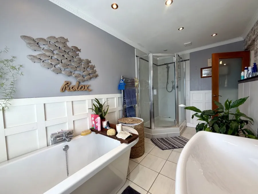 Wellfield, Pontmorlais West, CF47, photo 26
