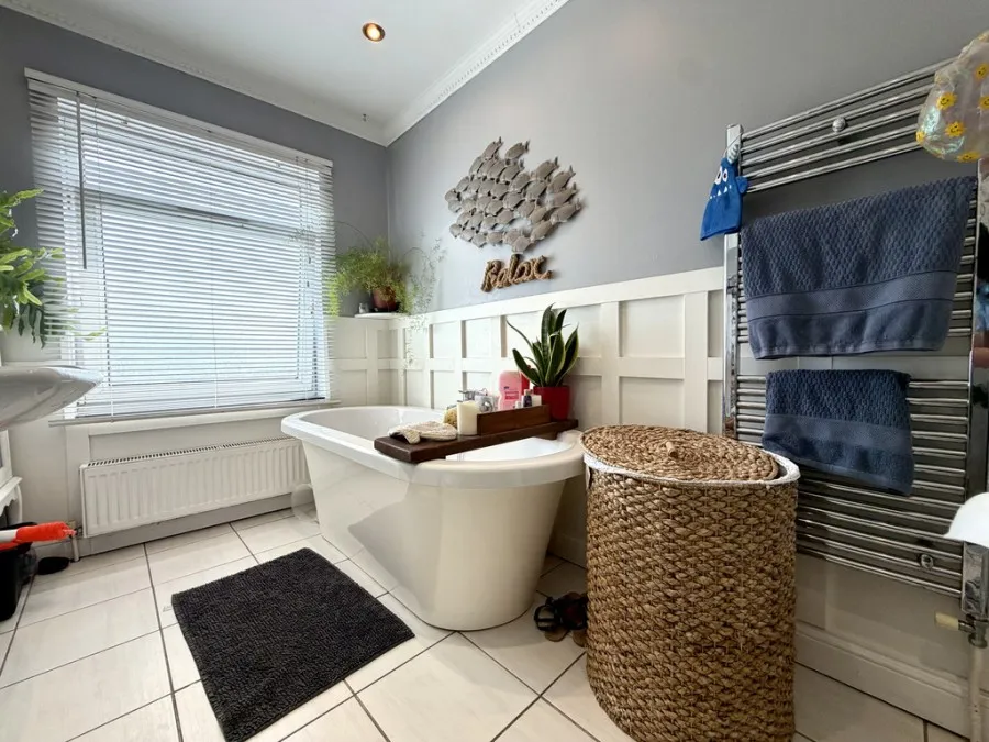 Wellfield, Pontmorlais West, CF47, photo 28