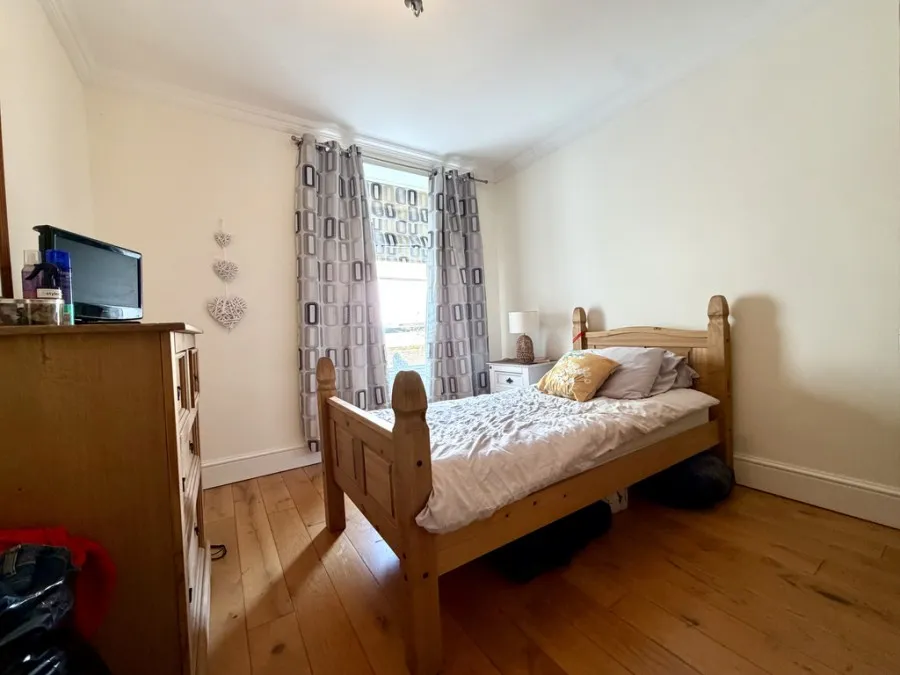 Wellfield, Pontmorlais West, CF47, photo 34