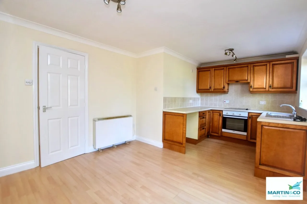 Trinity Court, Hinckley, Leicestershire, photo 9