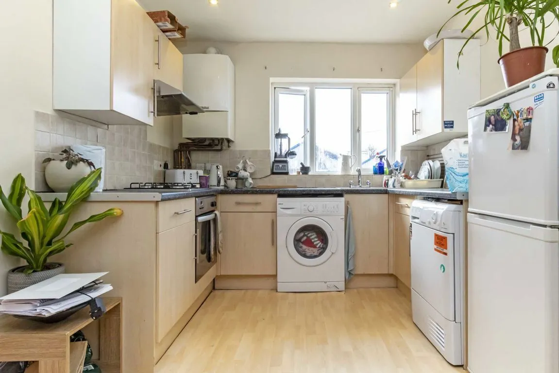 Stanley Road, TW11, photo 4