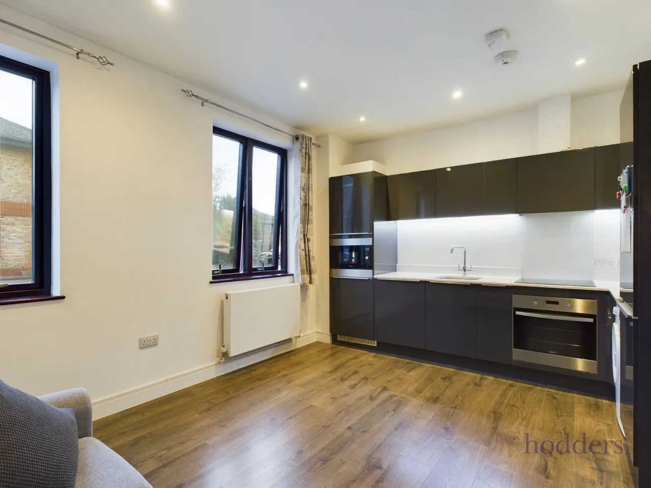 Hanworth Lane, Chertsey, KT16, photo 4
