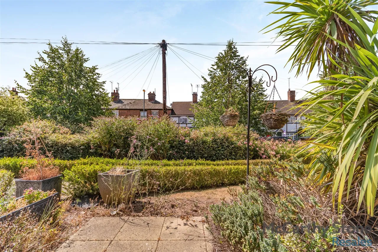 Hanbury Road, Droitwich, WR9, photo 15
