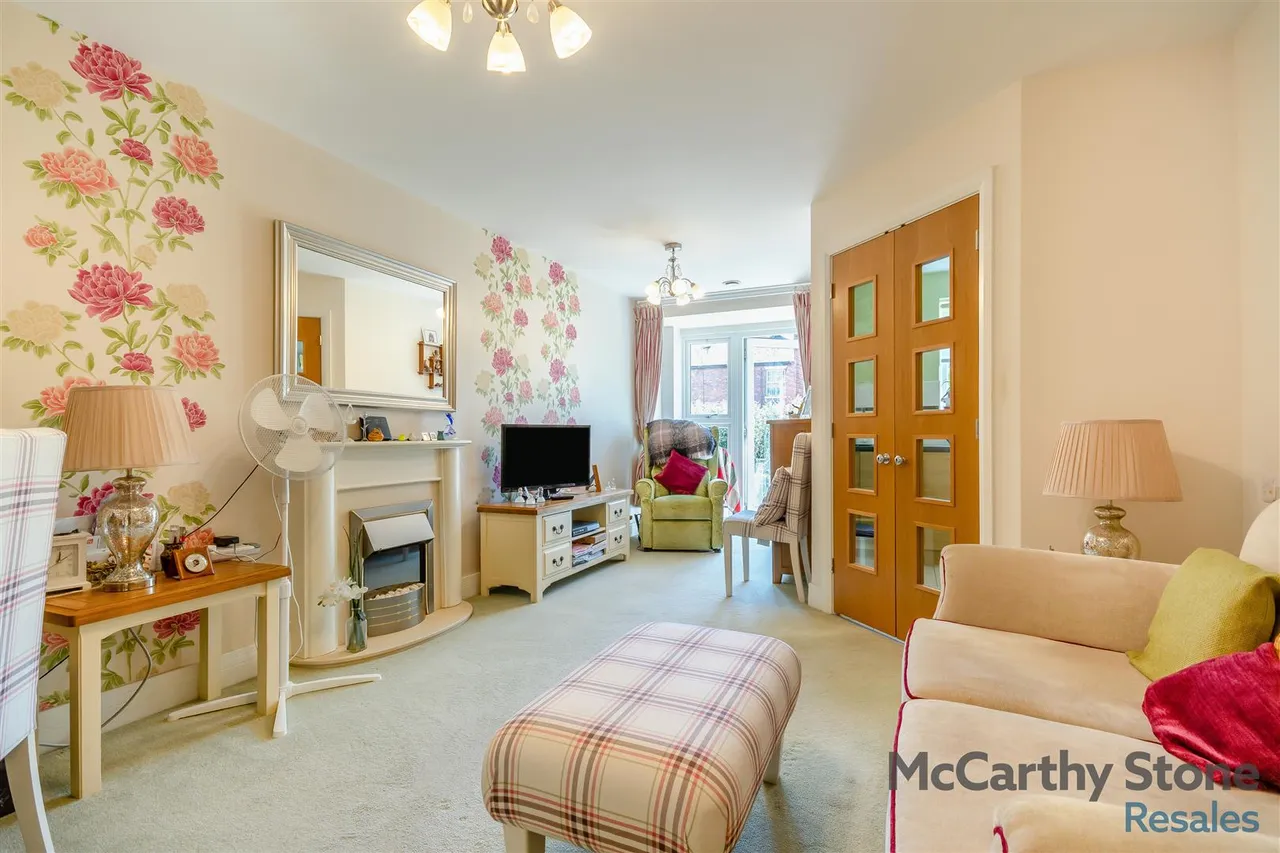 Hanbury Road, Droitwich, WR9, photo 6