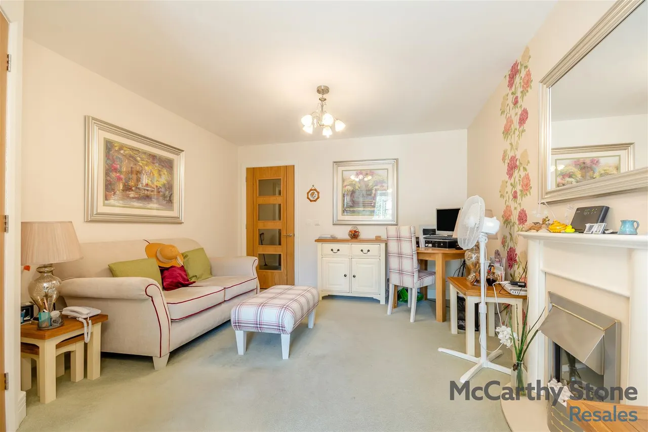 Hanbury Road, Droitwich, WR9, photo 7