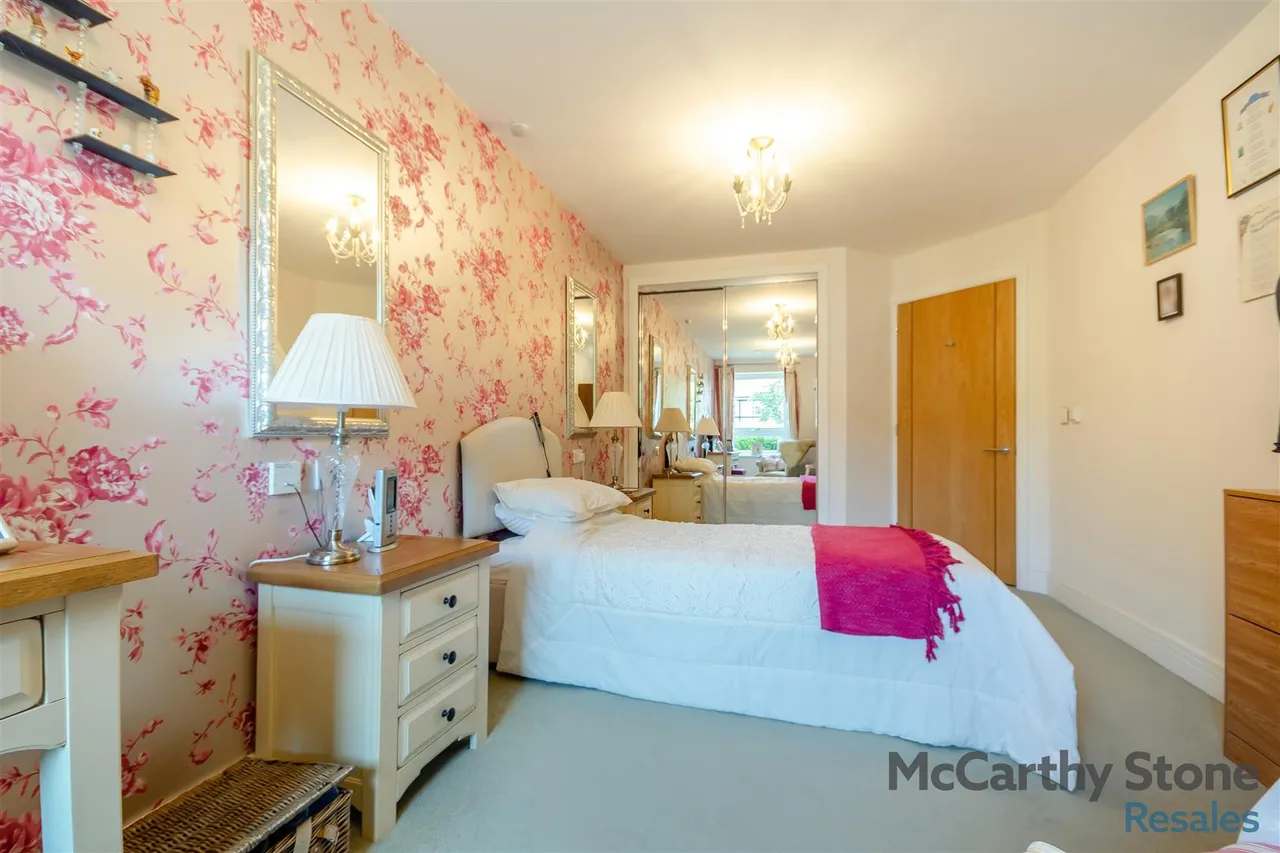 Hanbury Road, Droitwich, WR9, photo 13