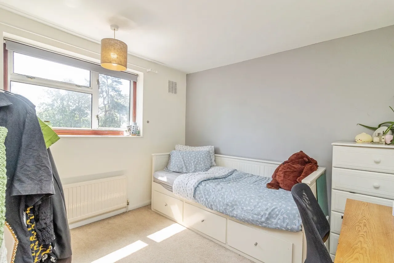Southern Way, Wolverton, Milton Keynes, Buckinghamshire, MK12, photo 9