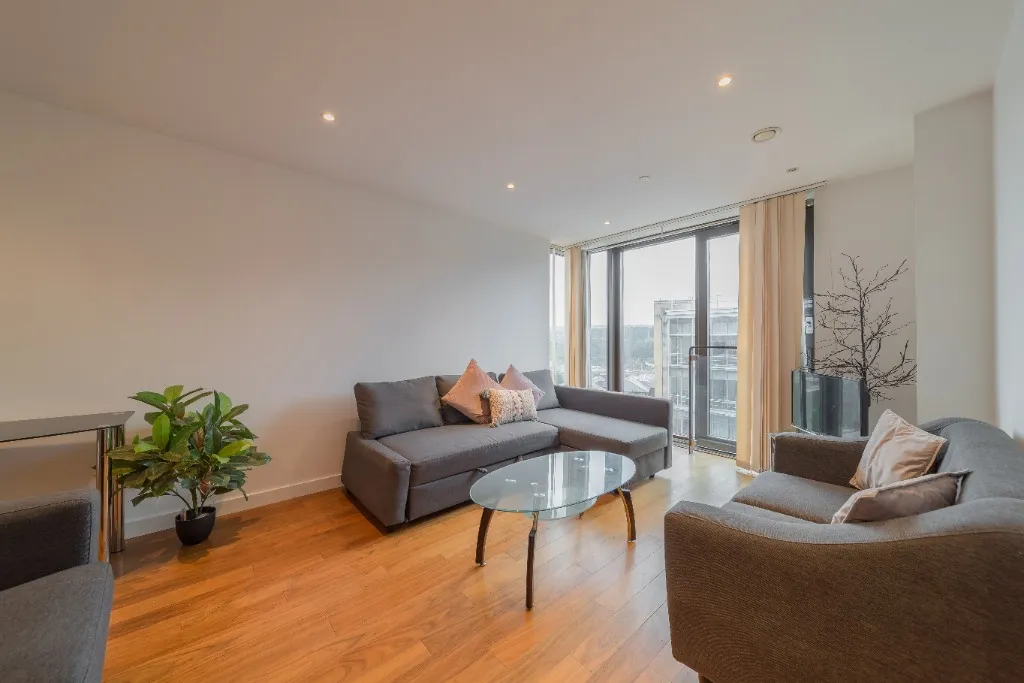 2 bed flat to rent, St Pauls Square, Sheffield, S1