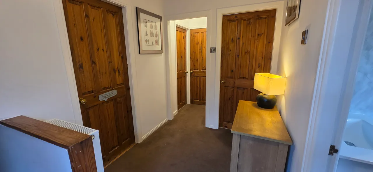Kayswood Road, Marple, SK6, photo 15
