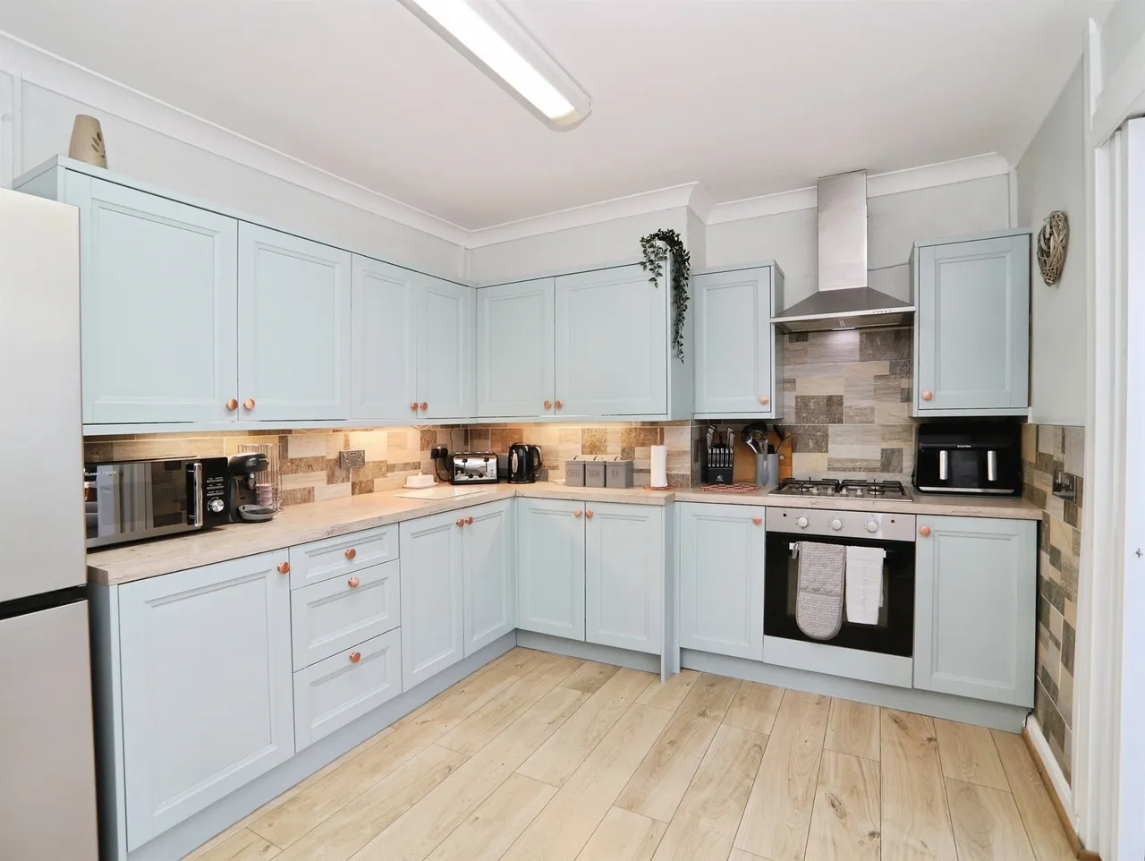 First Avenue, Caerphilly, CF83, photo 3