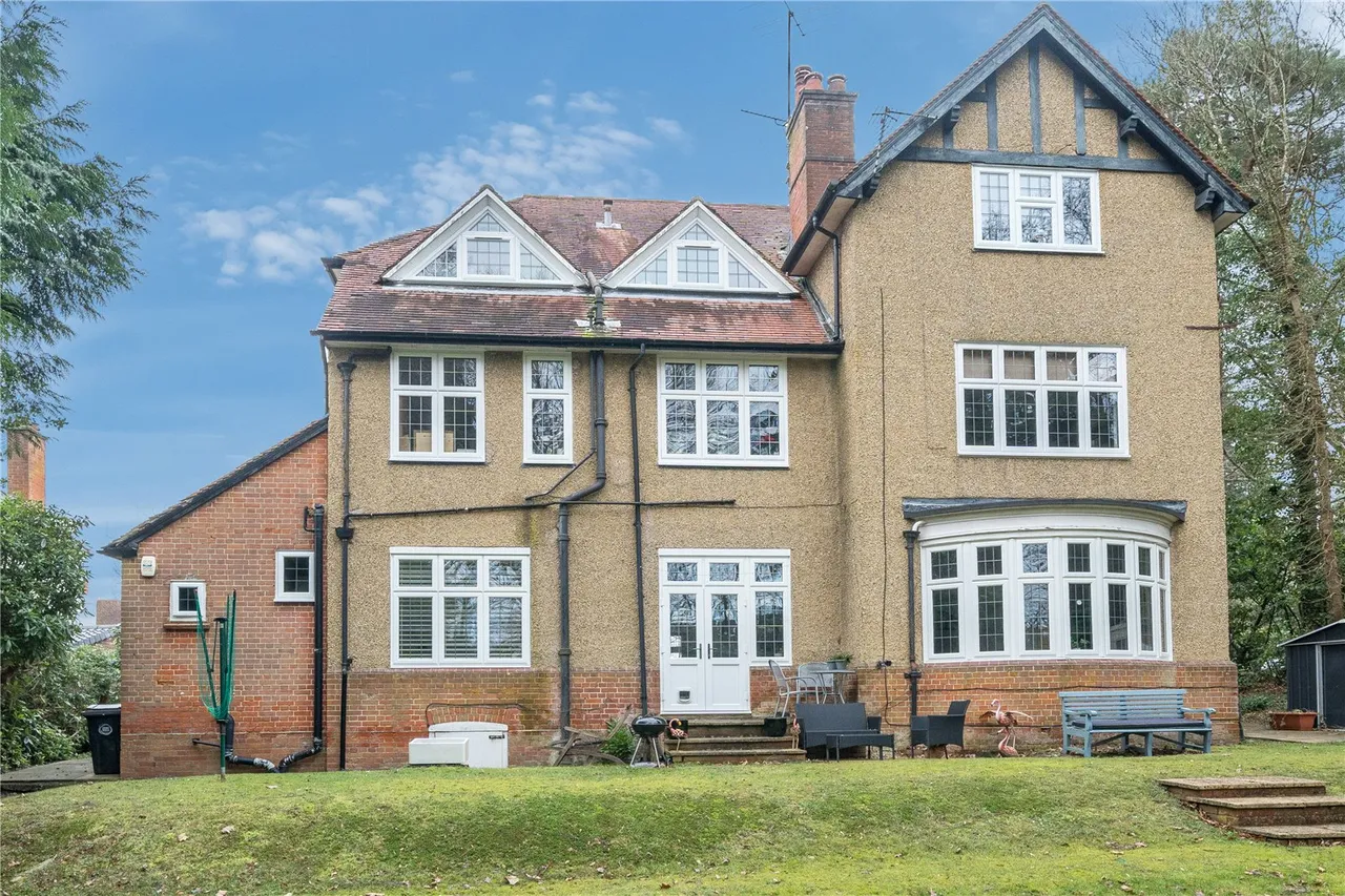 Heatherdale Road, Camberley, Surrey, GU15 2LT, photo 11