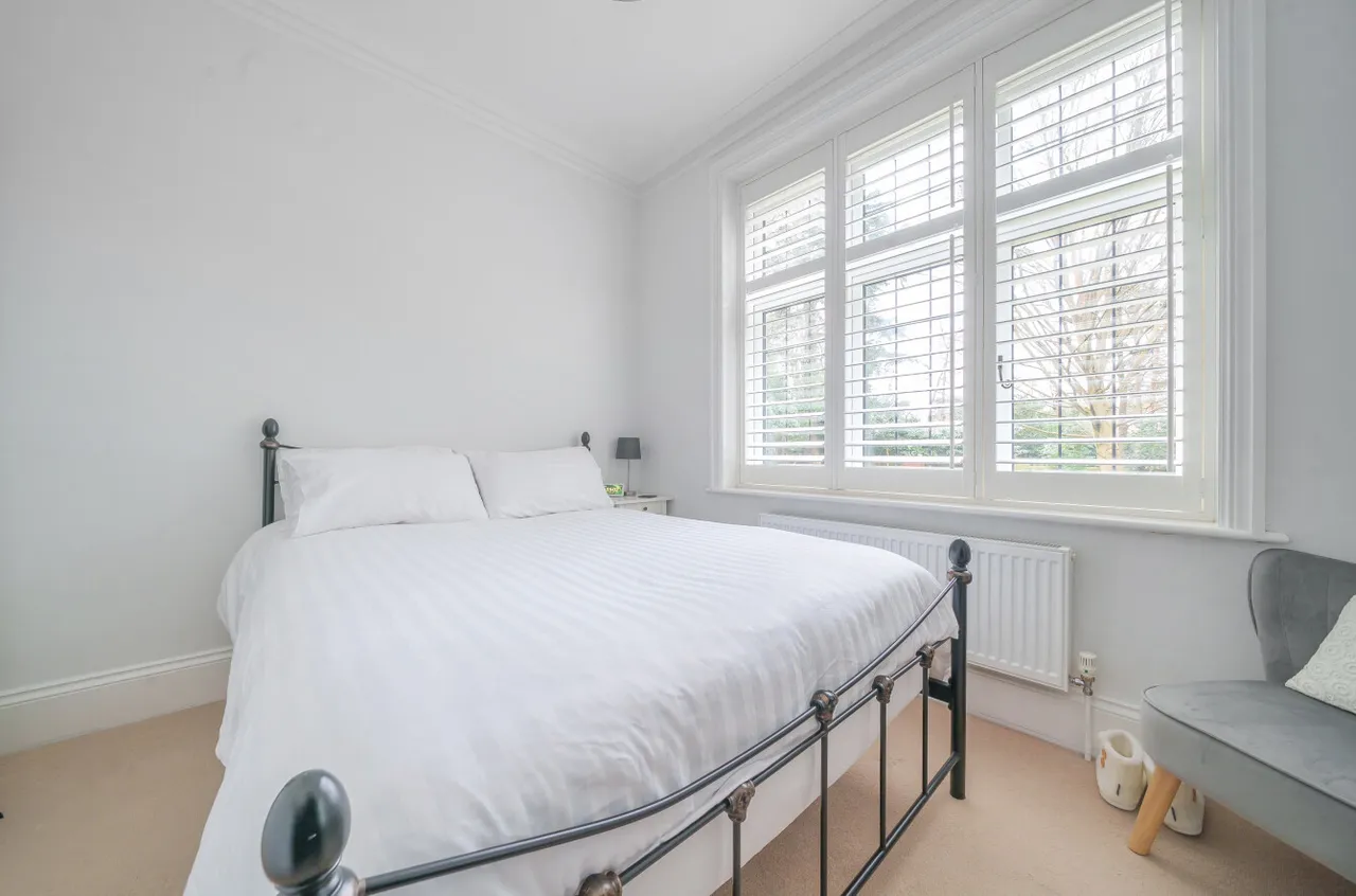 Heatherdale Road, Camberley, Surrey, GU15 2LT, photo 7
