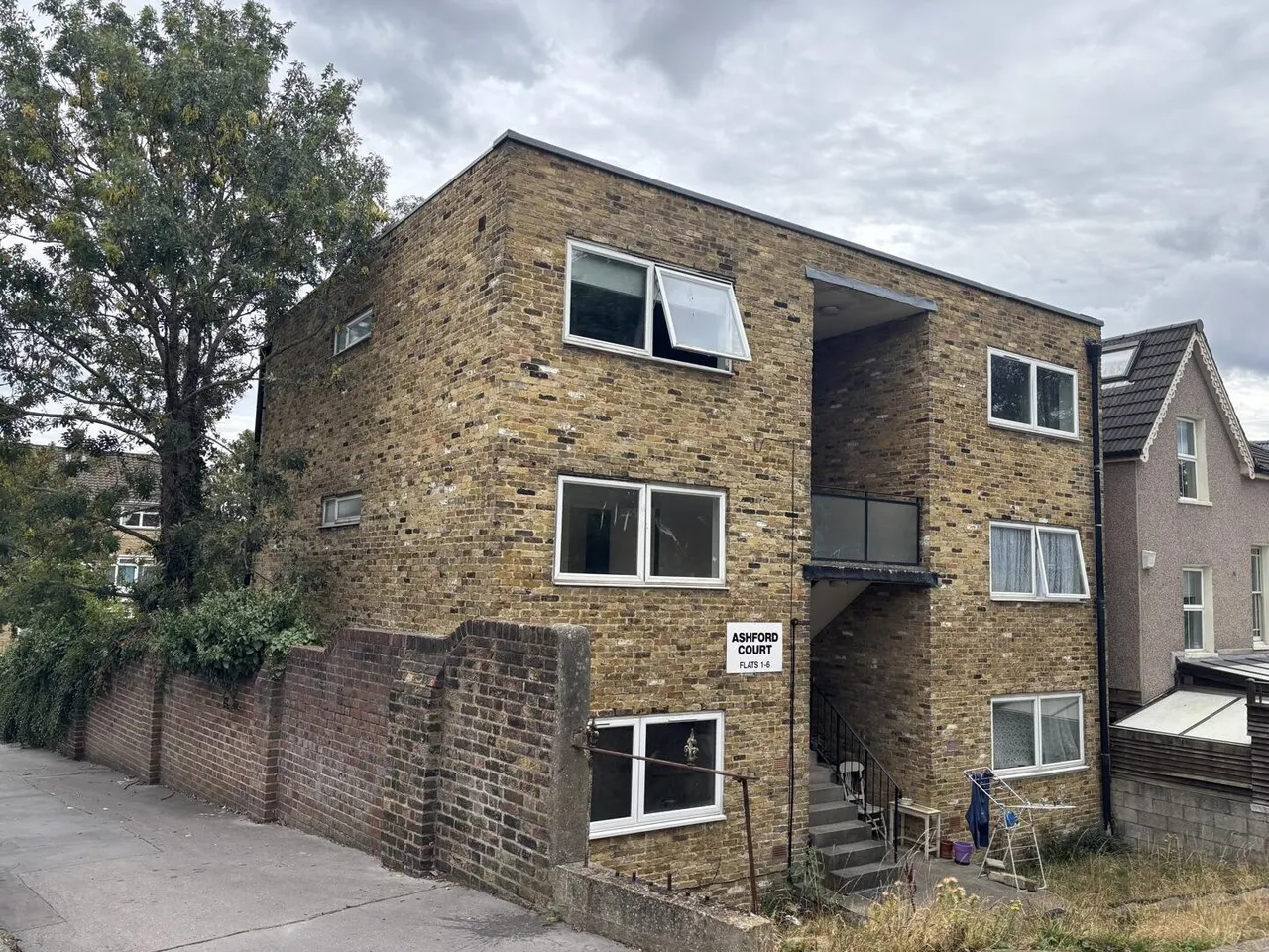 Whitehorse Lane, South Norwood, photo 7