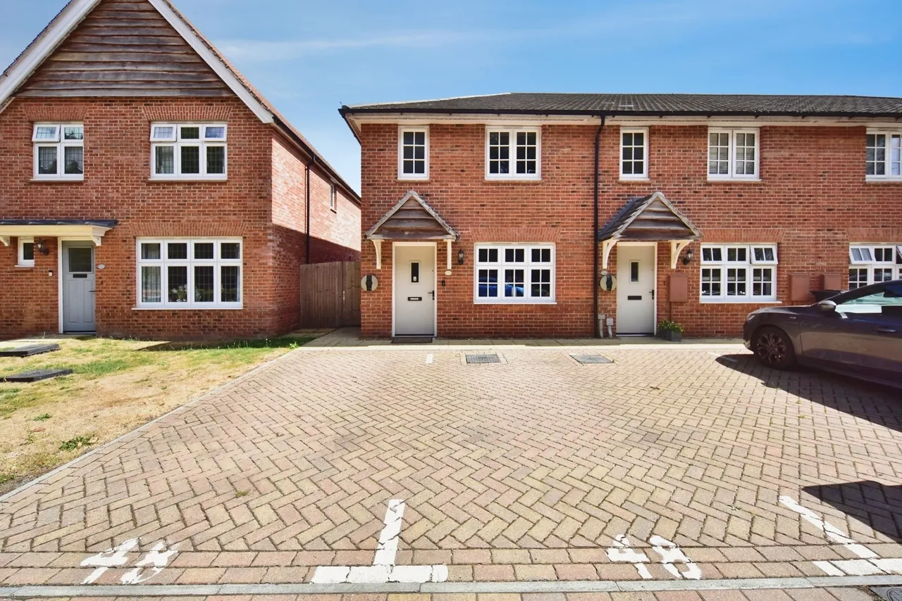 3 bed house for sale, Alliance Terrace, Maidstone, ME17