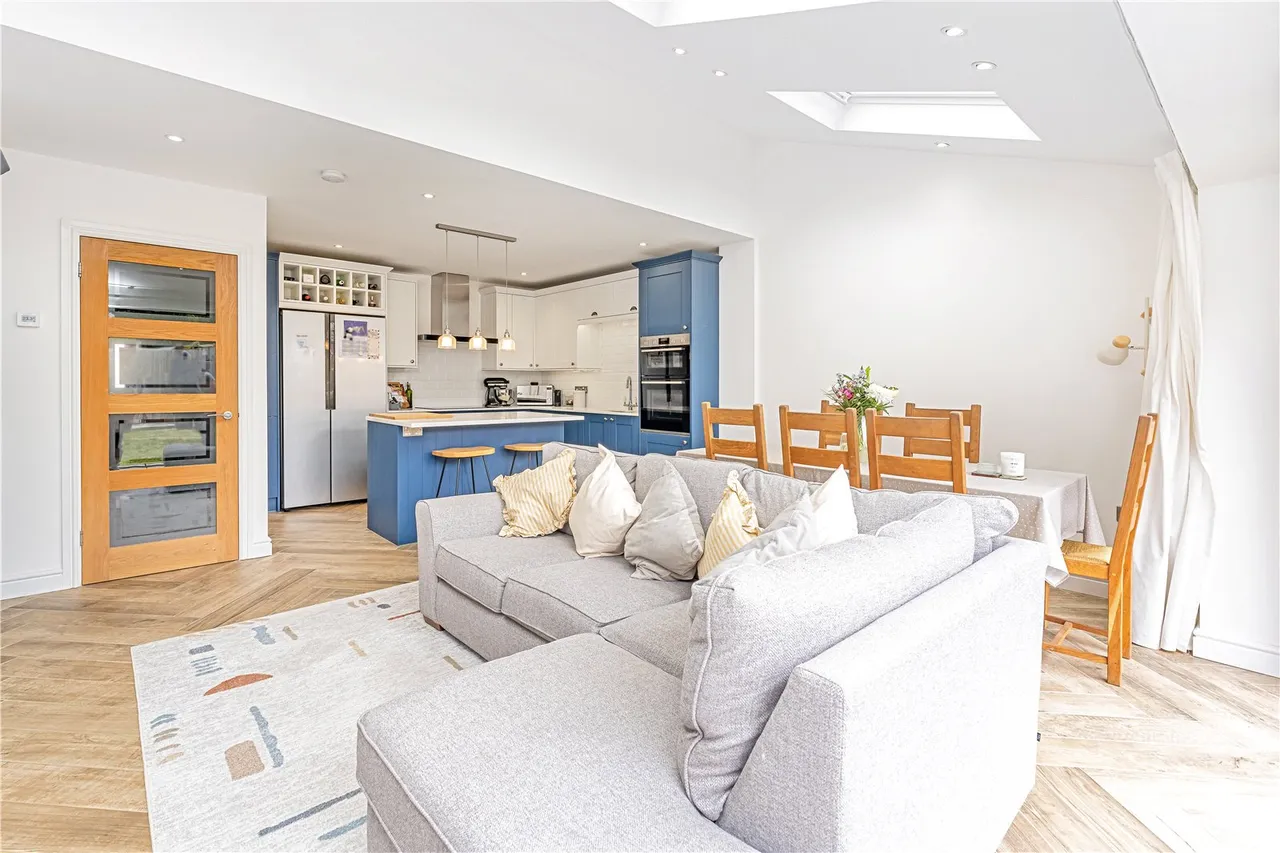 Princes Close, Teddington, TW11 0RX, photo 6