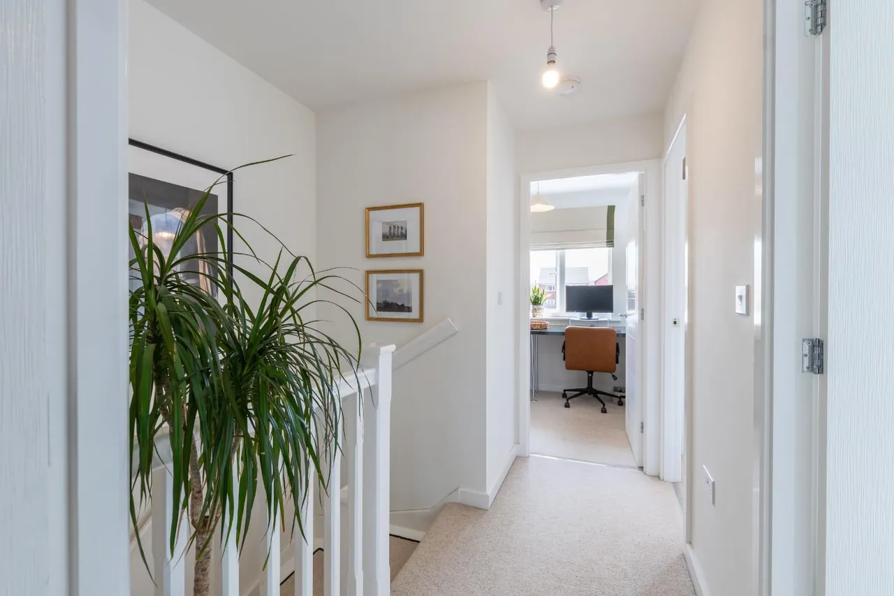 Balsam Lane, Warwick, photo 12