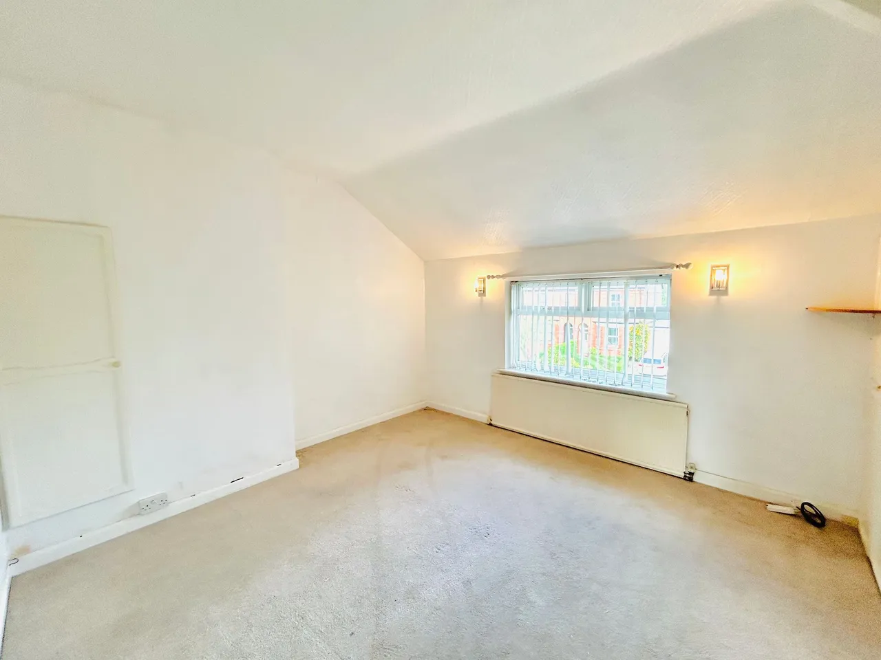 Barsbank Lane, Lymm, photo 8