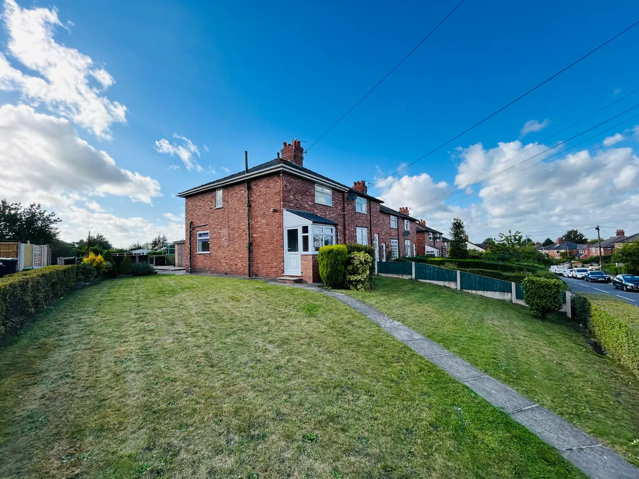 Barsbank Lane, Lymm, photo 15