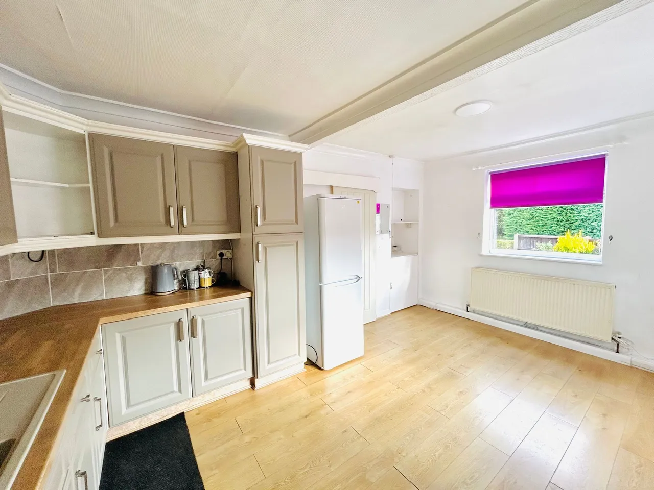 Barsbank Lane, Lymm, photo 6