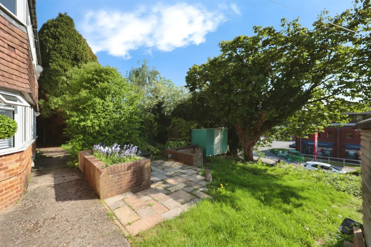 London Road, High Wycombe, HP11, photo 3