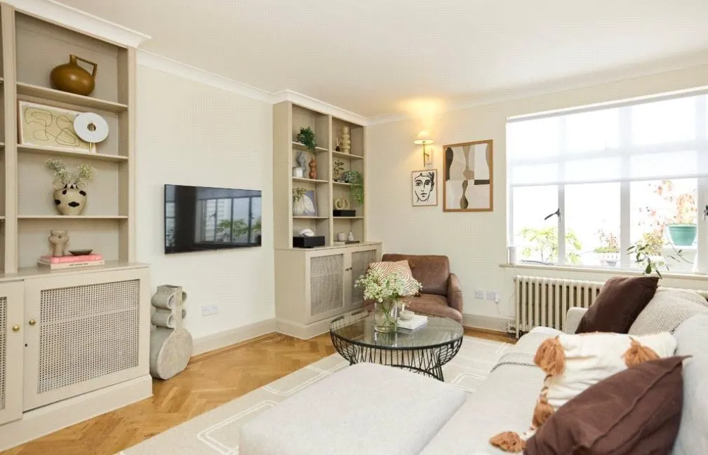1 bed flat for sale, Strathearn Place, W2