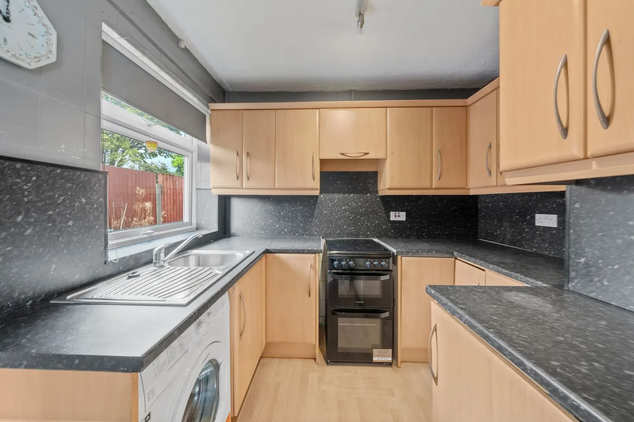 Linkside Avenue, Winwick, Warrington, Warrington, WA2 8NF, photo 3