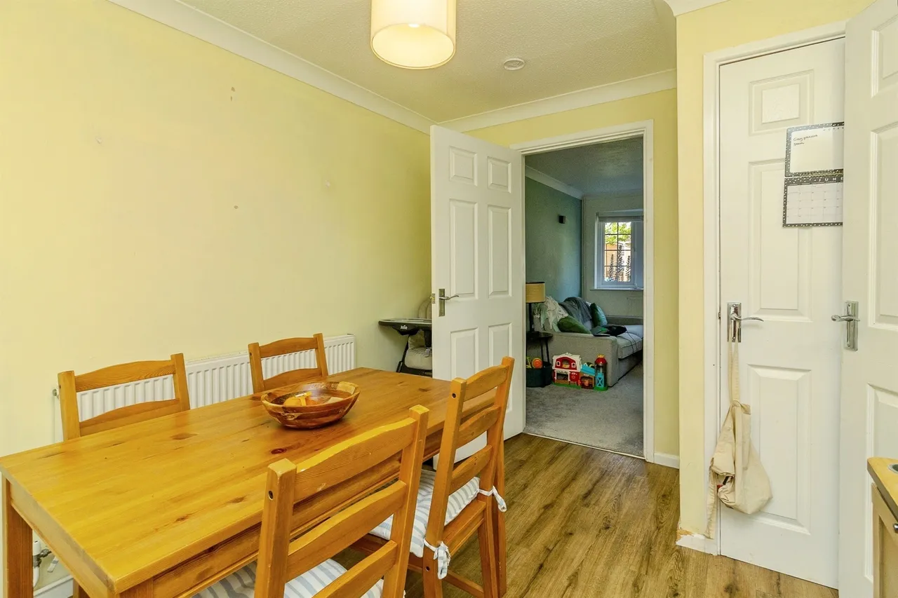 Almond Road, Leighton Buzzard, LU7, photo 16