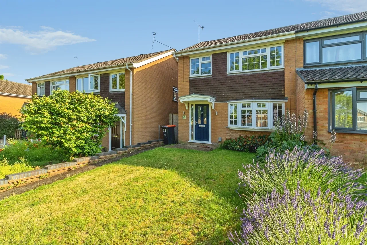 Almond Road, Leighton Buzzard, LU7, photo 14