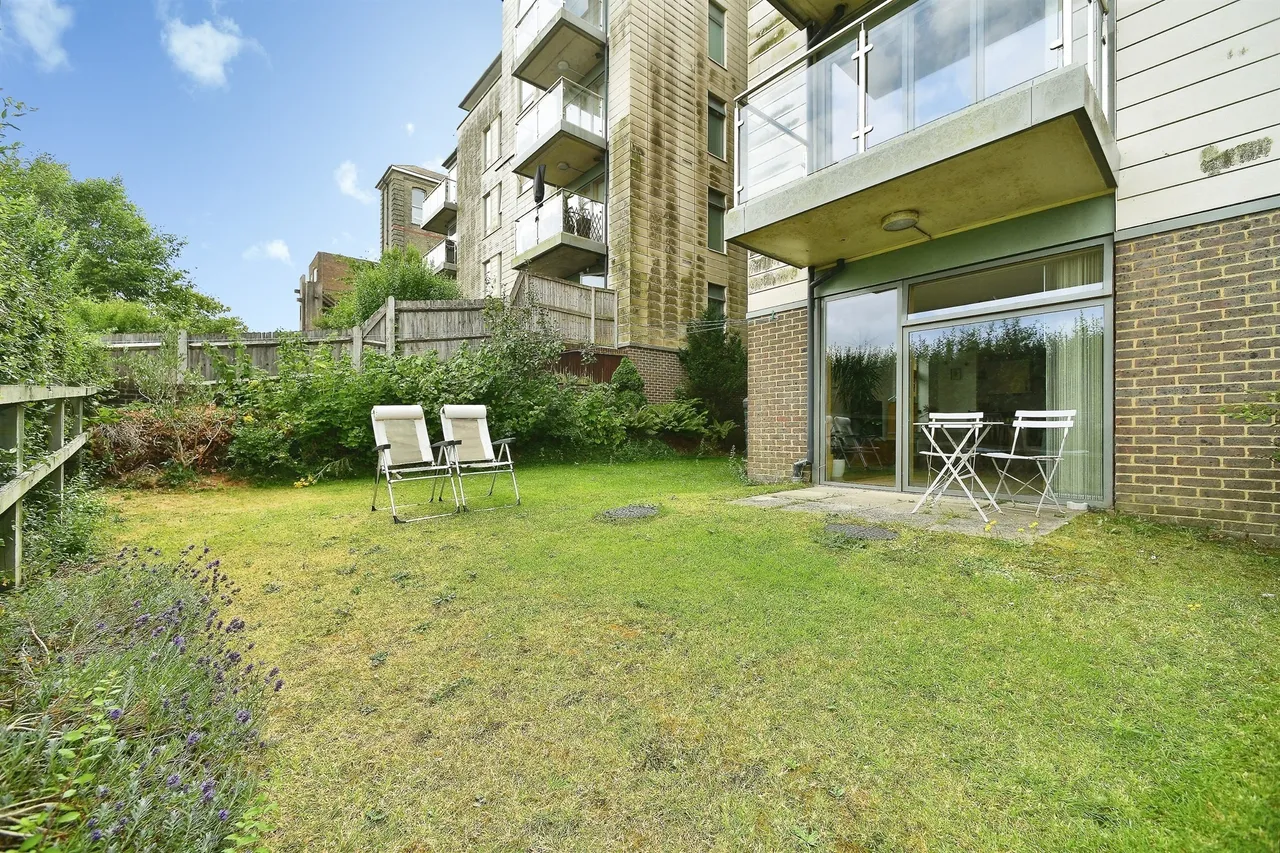 Pankhurst Avenue, Brighton, photo 8