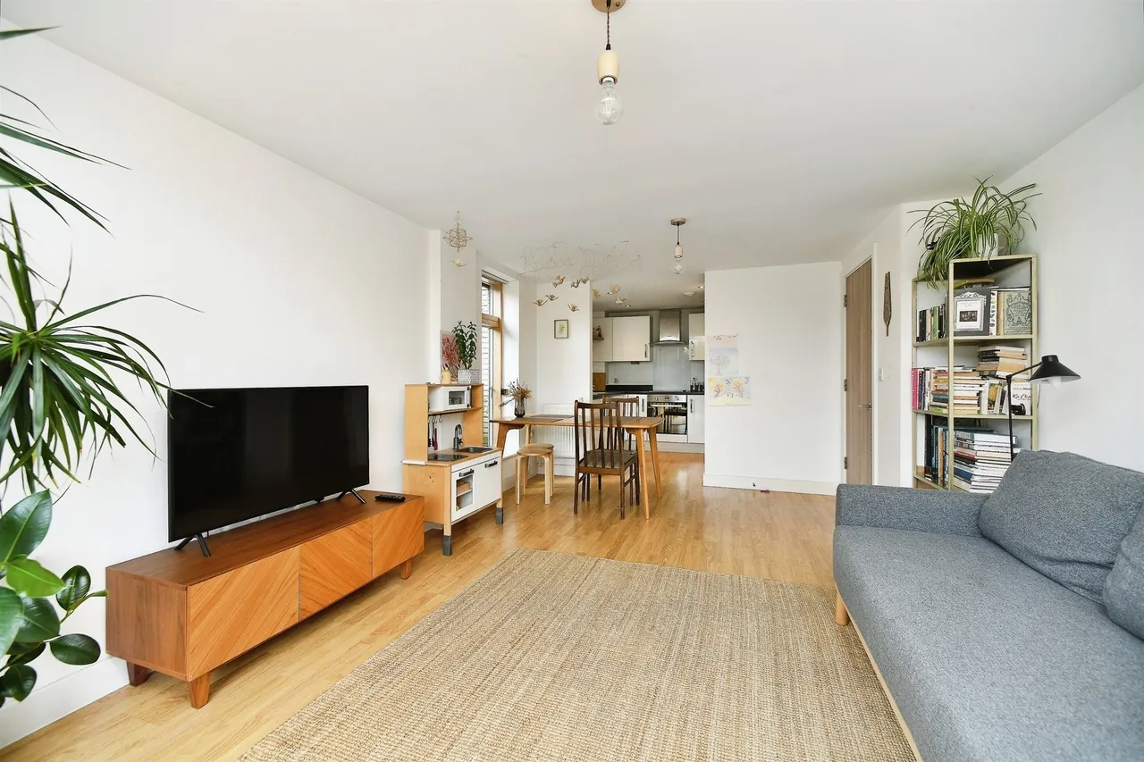 Pankhurst Avenue, Brighton, photo 10